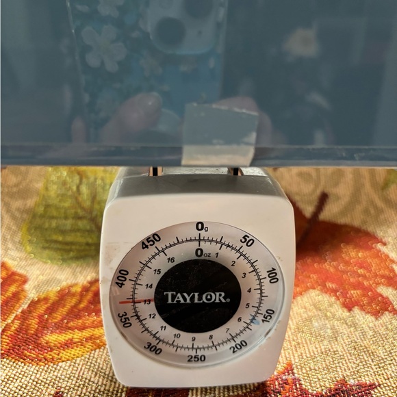 Estée Lauder Vintage Dusting Powder. - Picture 6 of 6